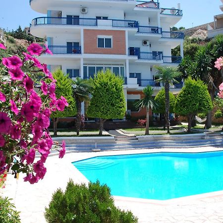 Hotel Dea Sarandë Exteriör bild