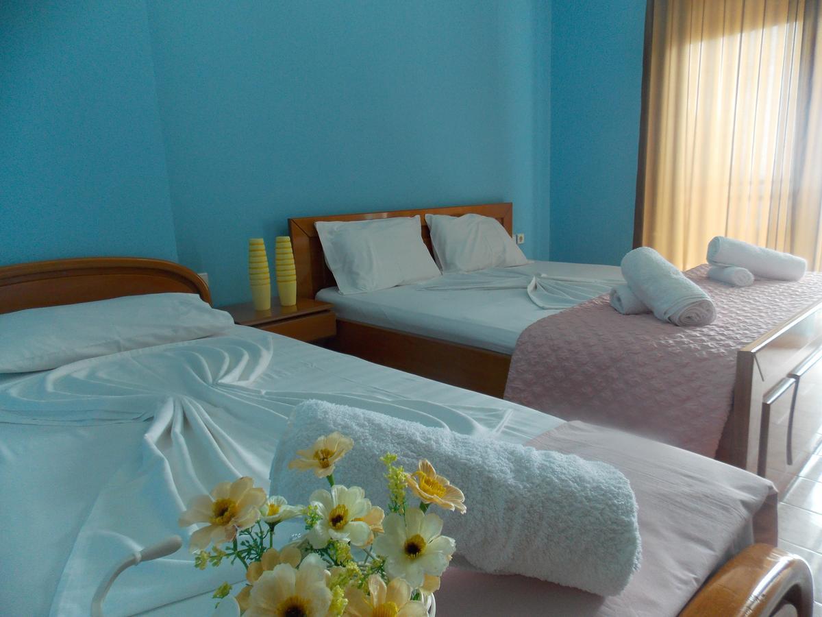 Hotel Dea Sarandë Exteriör bild