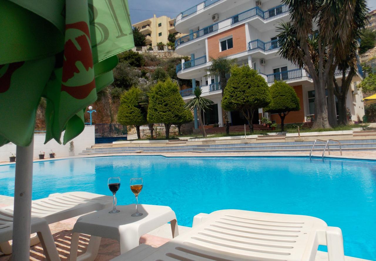 Hotel Dea Sarandë Exteriör bild