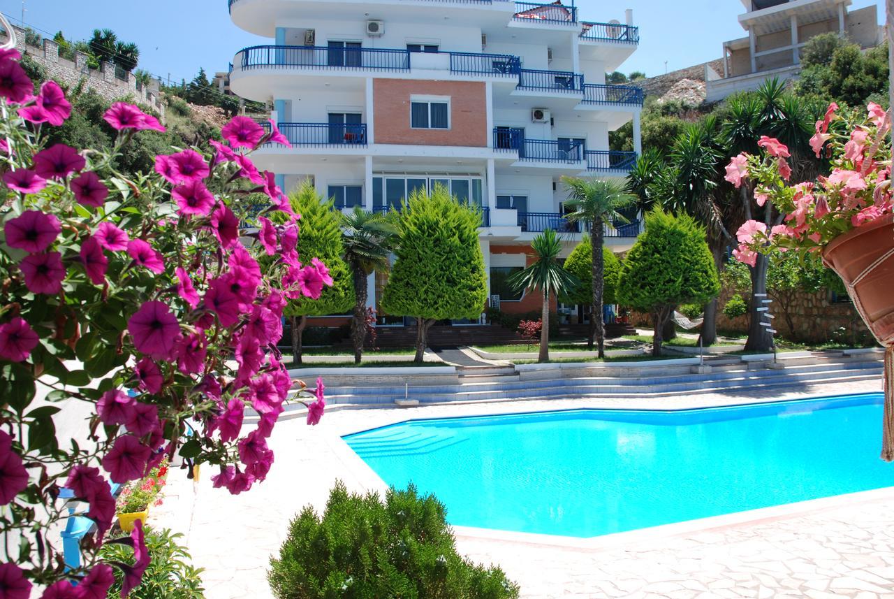 Hotel Dea Sarandë Exteriör bild