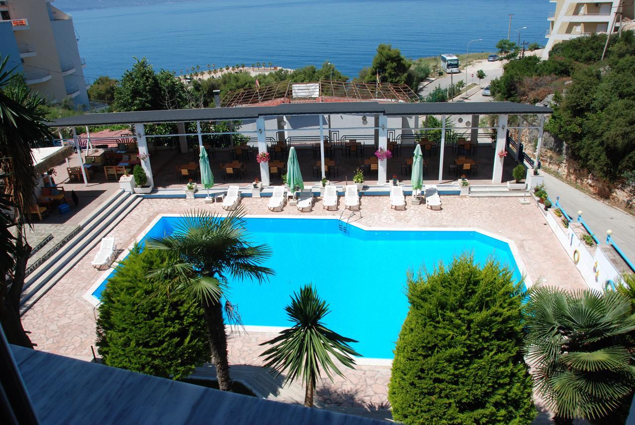 Hotel Dea Sarandë Exteriör bild