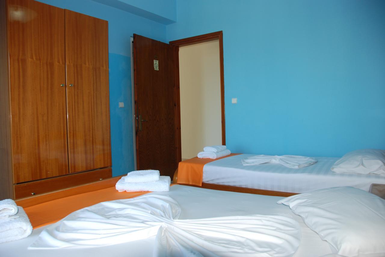 Hotel Dea Sarandë Exteriör bild