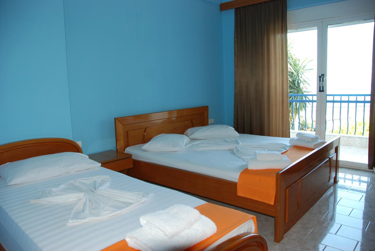 Hotel Dea Sarandë Exteriör bild