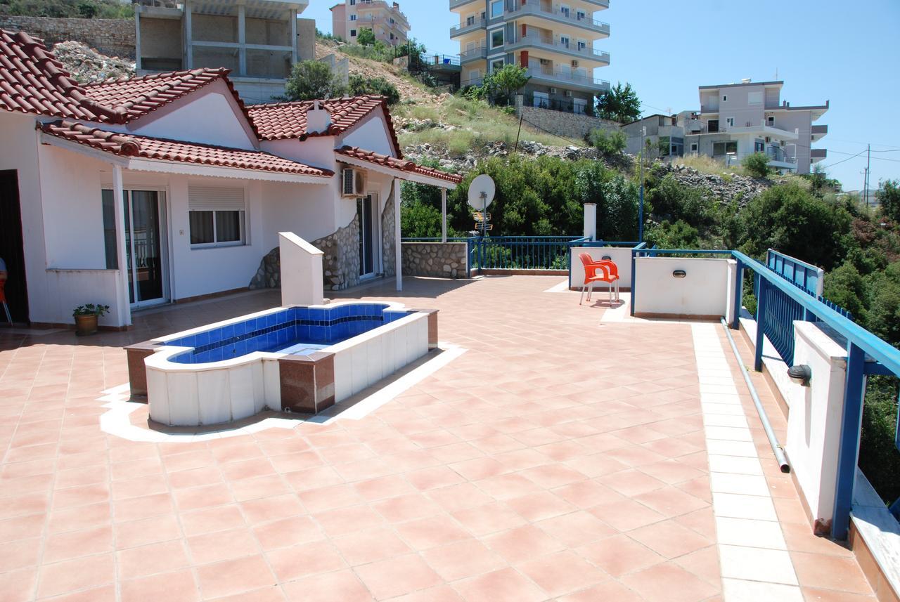 Hotel Dea Sarandë Exteriör bild