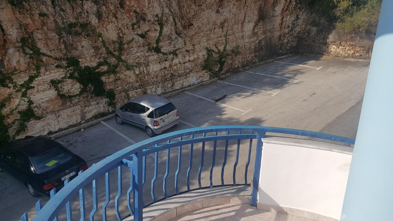 Hotel Dea Sarandë Exteriör bild